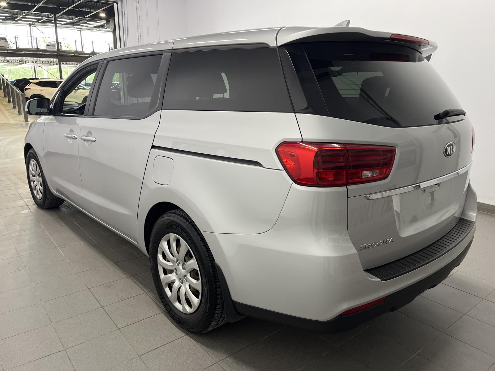 Kia Sedona L 2019 — photo 3