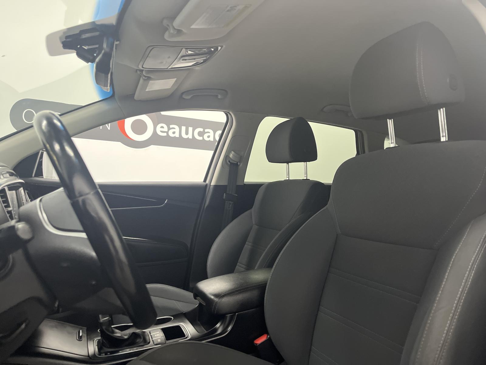 Kia Sorento LX V6 2019 — photo 8