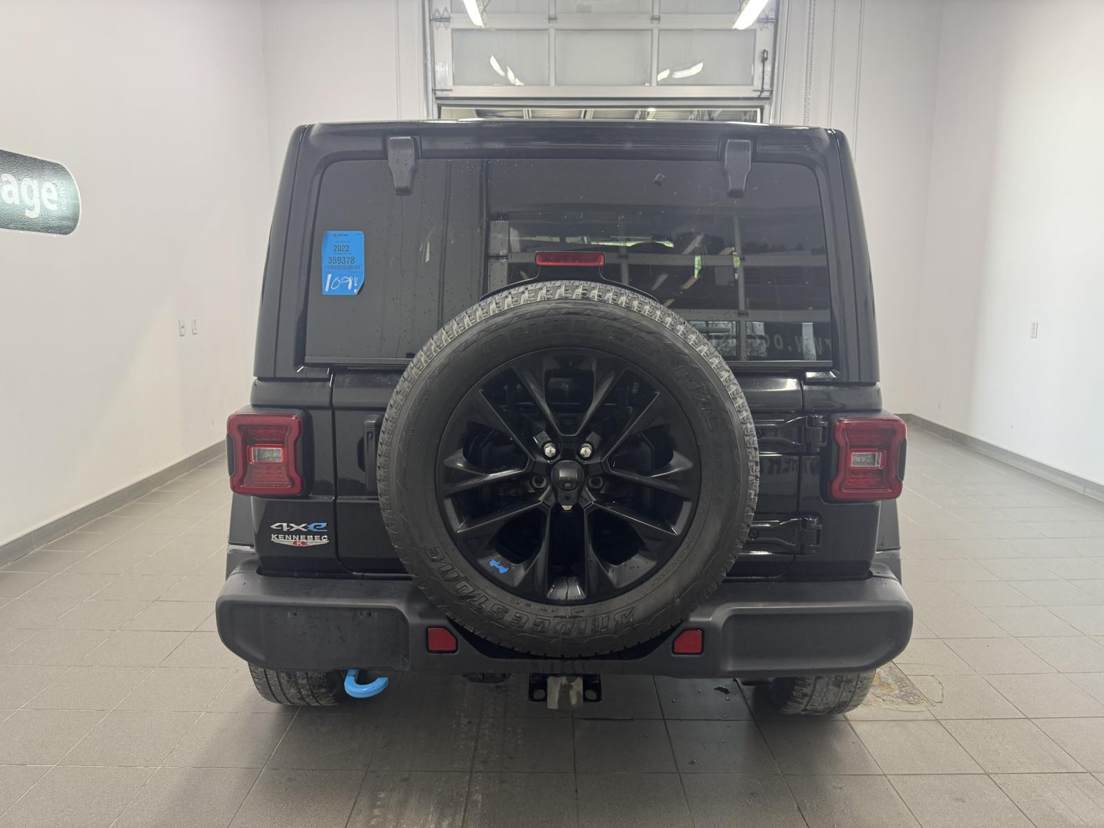 Jeep Wrangler 4XE Unlimited Sahara 2022 — photo 6
