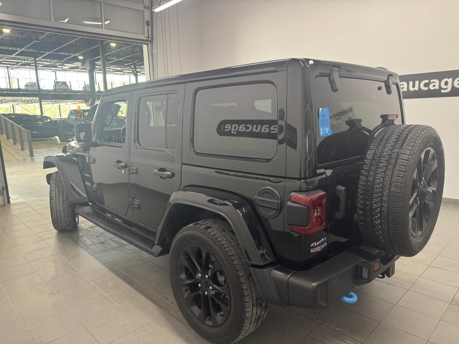 Jeep Wrangler 4XE Unlimited Sahara 2022 — photo 7