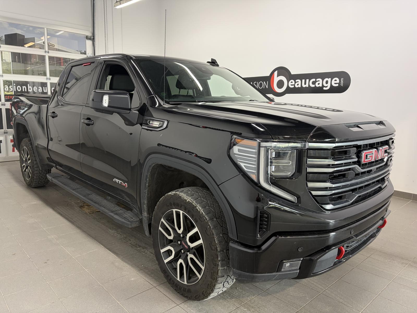 GMC Sierra 1500 AT4 2025 — photo 3