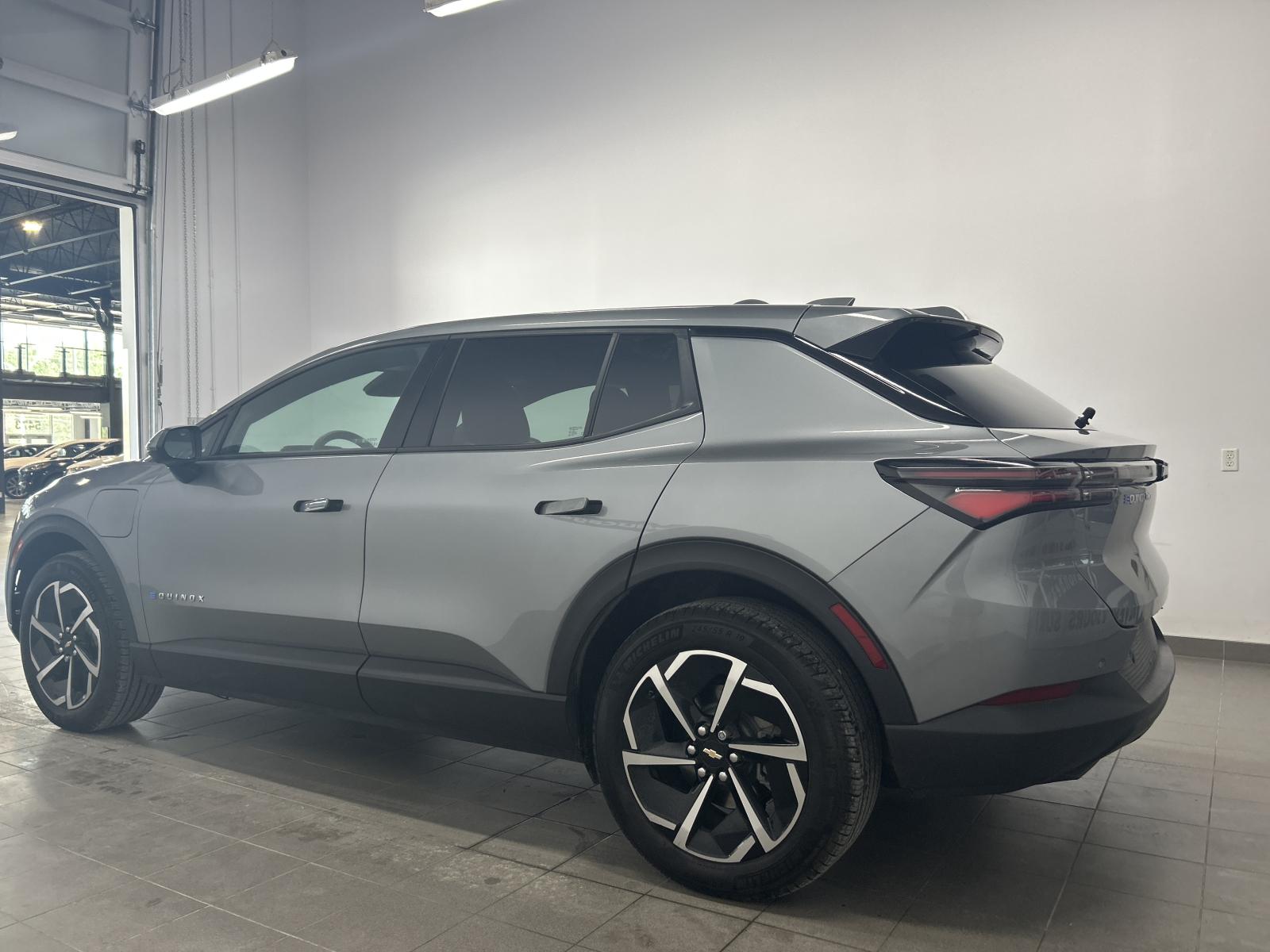 Chevrolet Equinox EV 2LT 2025 — photo 2