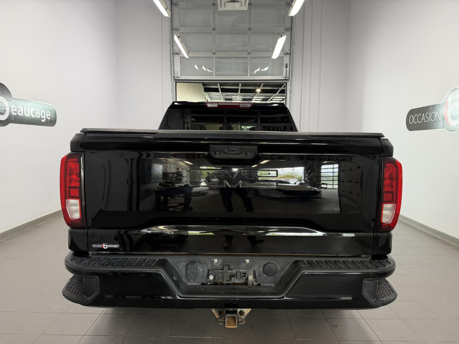 GMC Sierra 1500 Elevation 2023 — photo 3