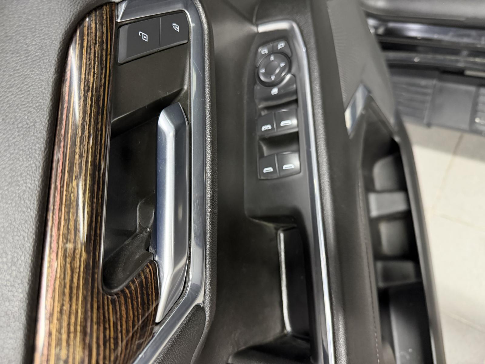 GMC Sierra 1500 Elevation 2023 — photo 8