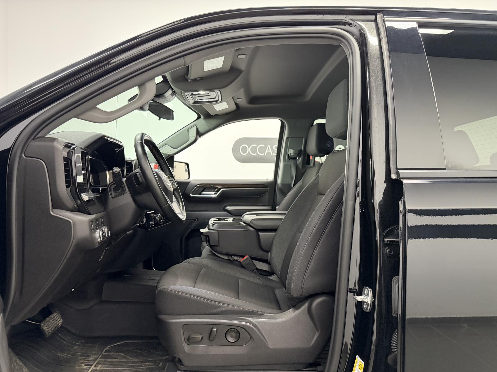 GMC Sierra 1500 Elevation 2024 — photo 8