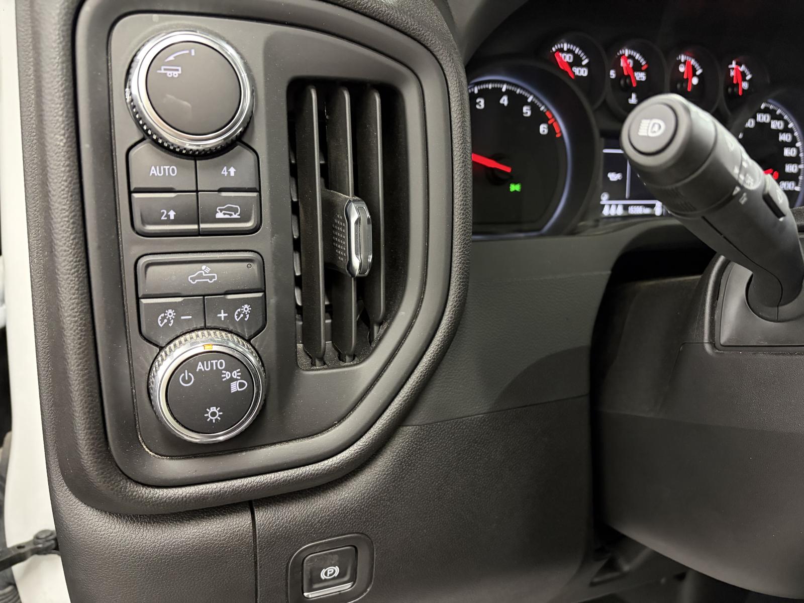 GMC Sierra 1500 Pro 2024 — photo 7