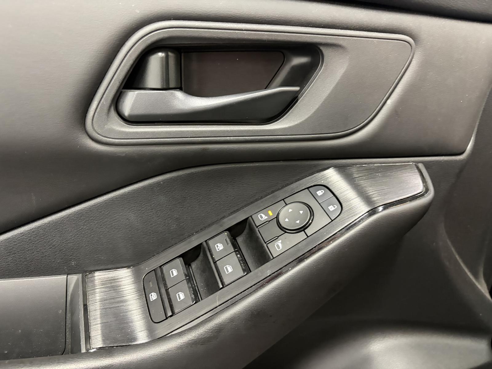 Nissan Rogue S 2024 — photo 7