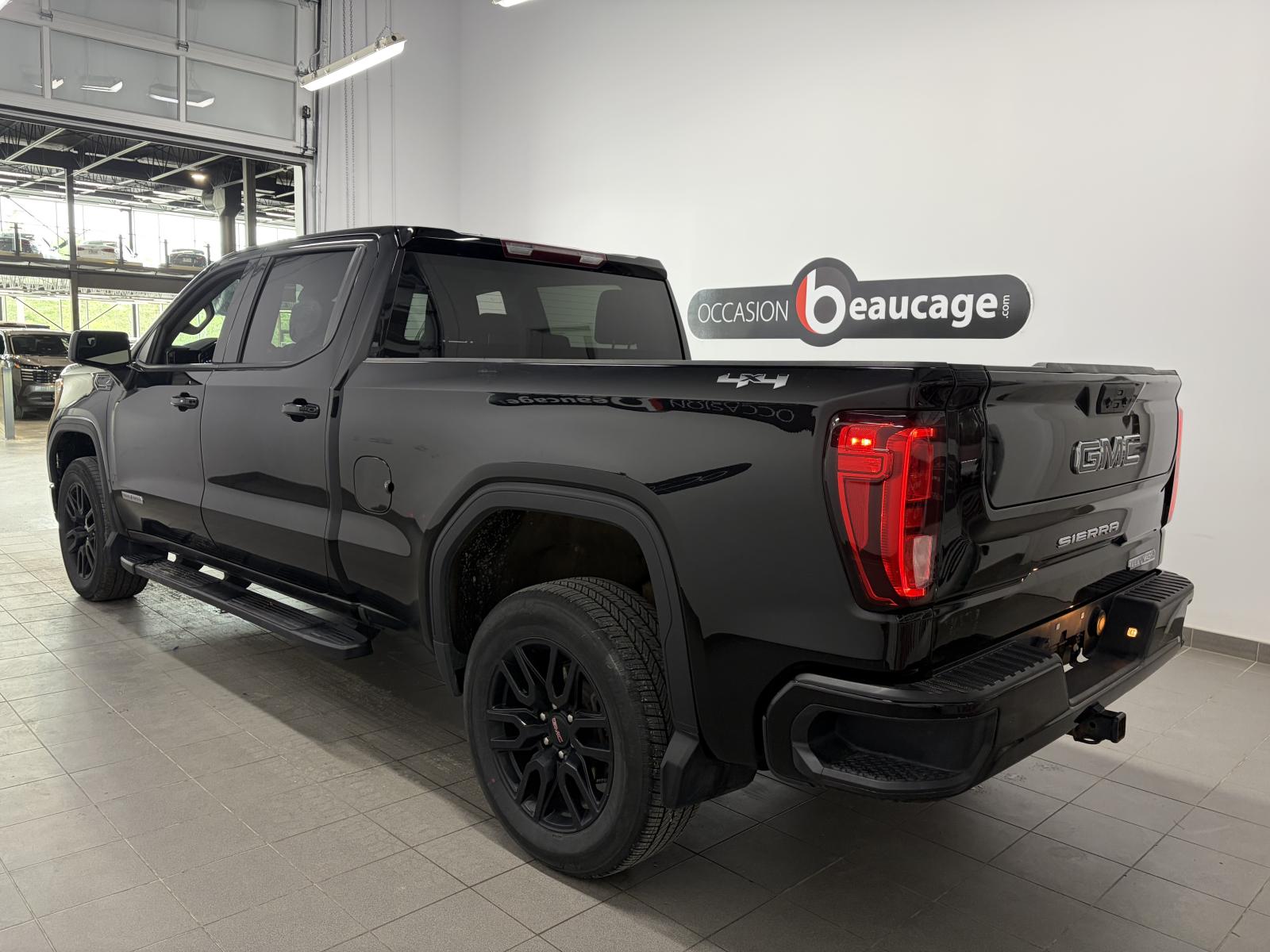 GMC Sierra 1500 Elevation 2023 — photo 6