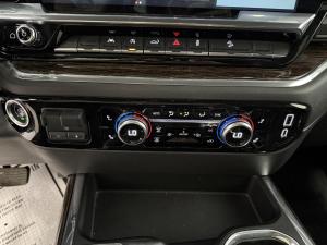 Thumbnail 19 GMC Sierra 1500 Elevation 2024