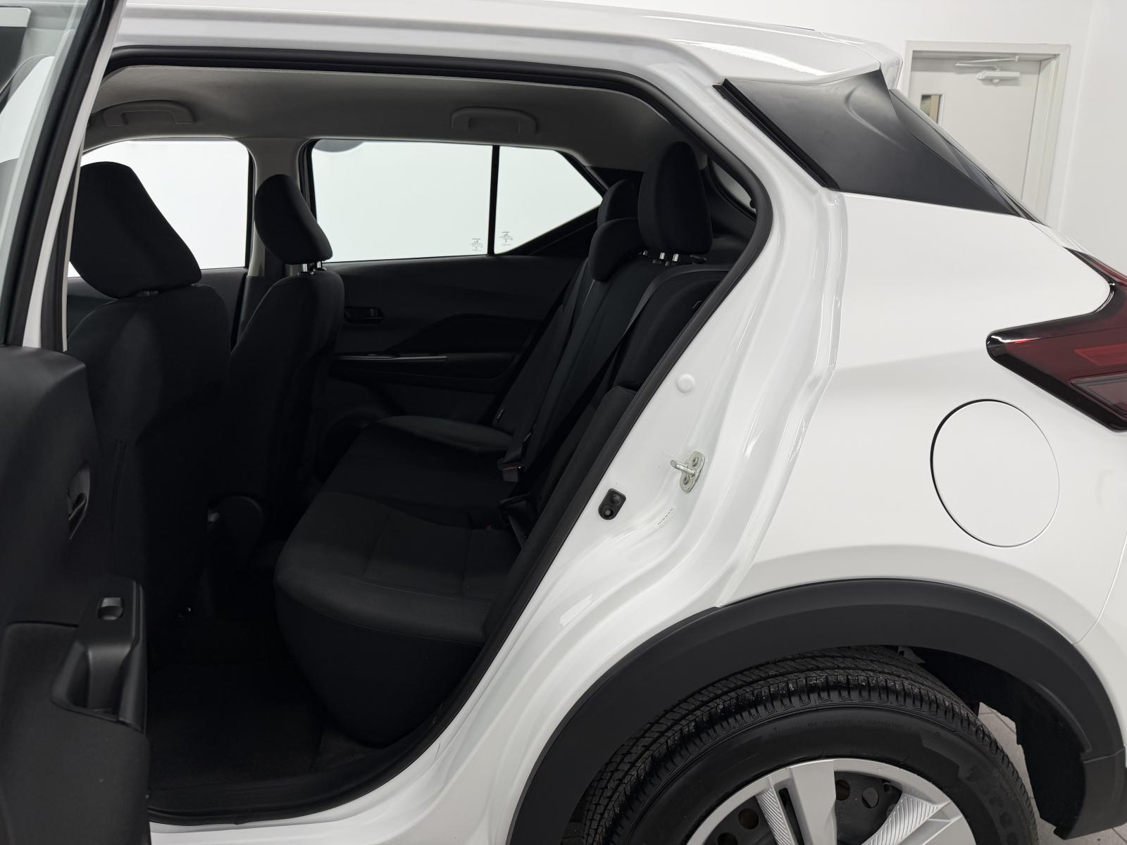 Nissan Kicks S 2024 — photo 8