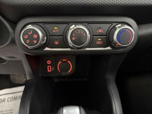 Miniature 18 Nissan Kicks S 2024