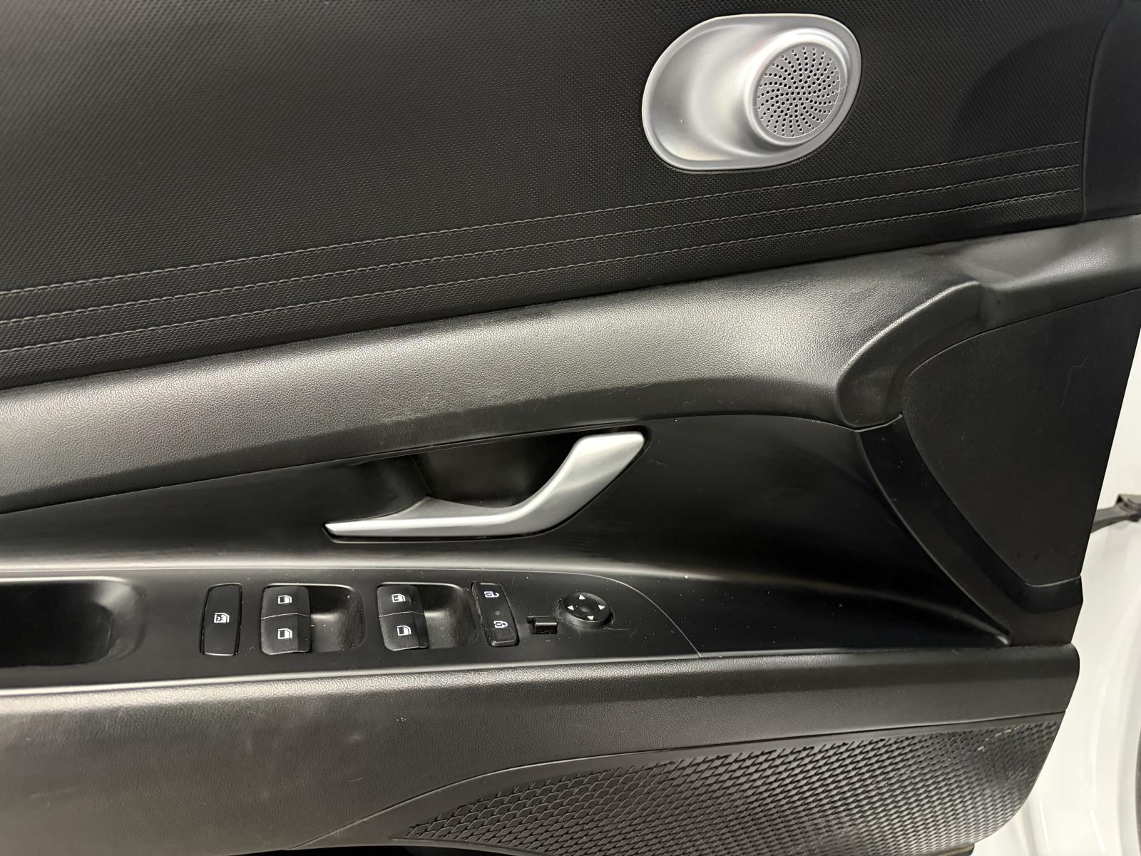 Hyundai Elantra Elantra 2023 — photo 8