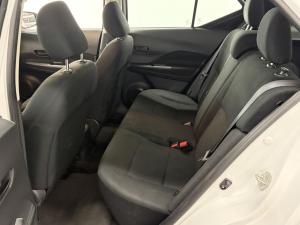 Miniature 13 Nissan Kicks Play S 2025