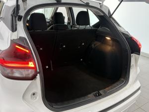 Miniature 15 Nissan Kicks Play S 2025
