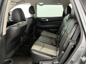 Thumbnail 16 Nissan Pathfinder SV 2020