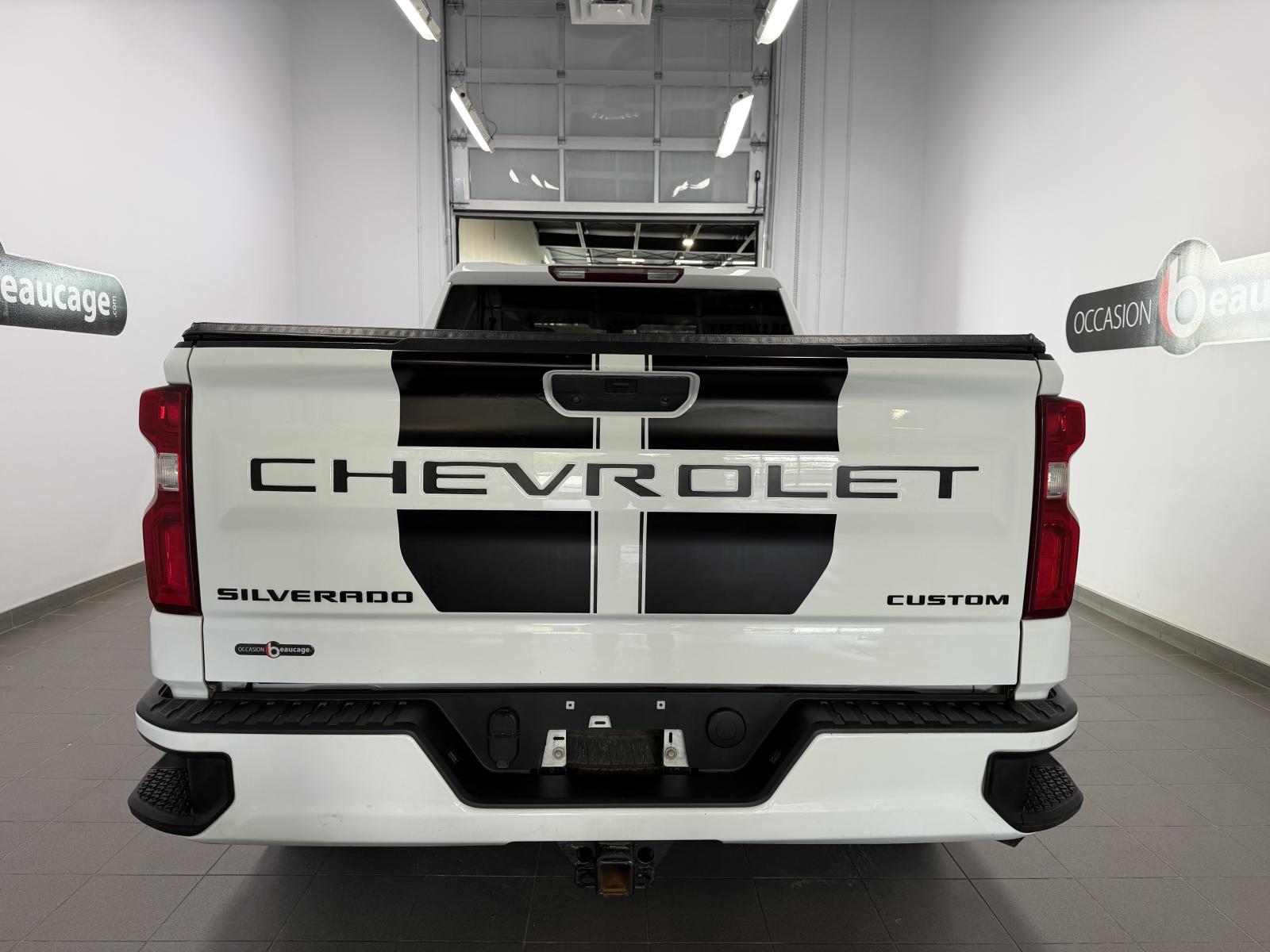 Chevrolet Silverado 1500 Custom 2021 — photo 3