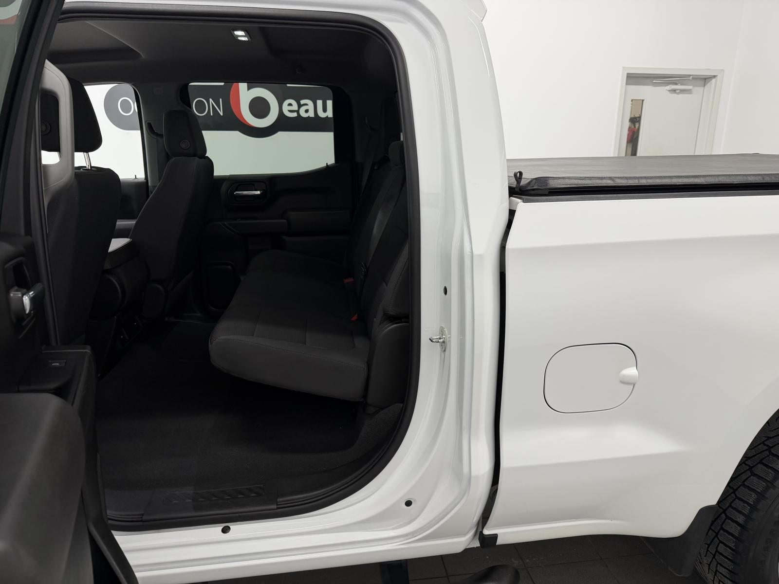 Chevrolet Silverado 1500 Custom 2021 — photo 8