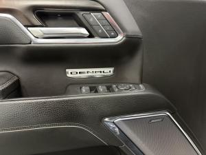 Miniature 10 GMC Sierra 1500 Denali 2024