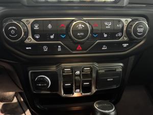 Miniature 18 Jeep Gladiator Willys 2022