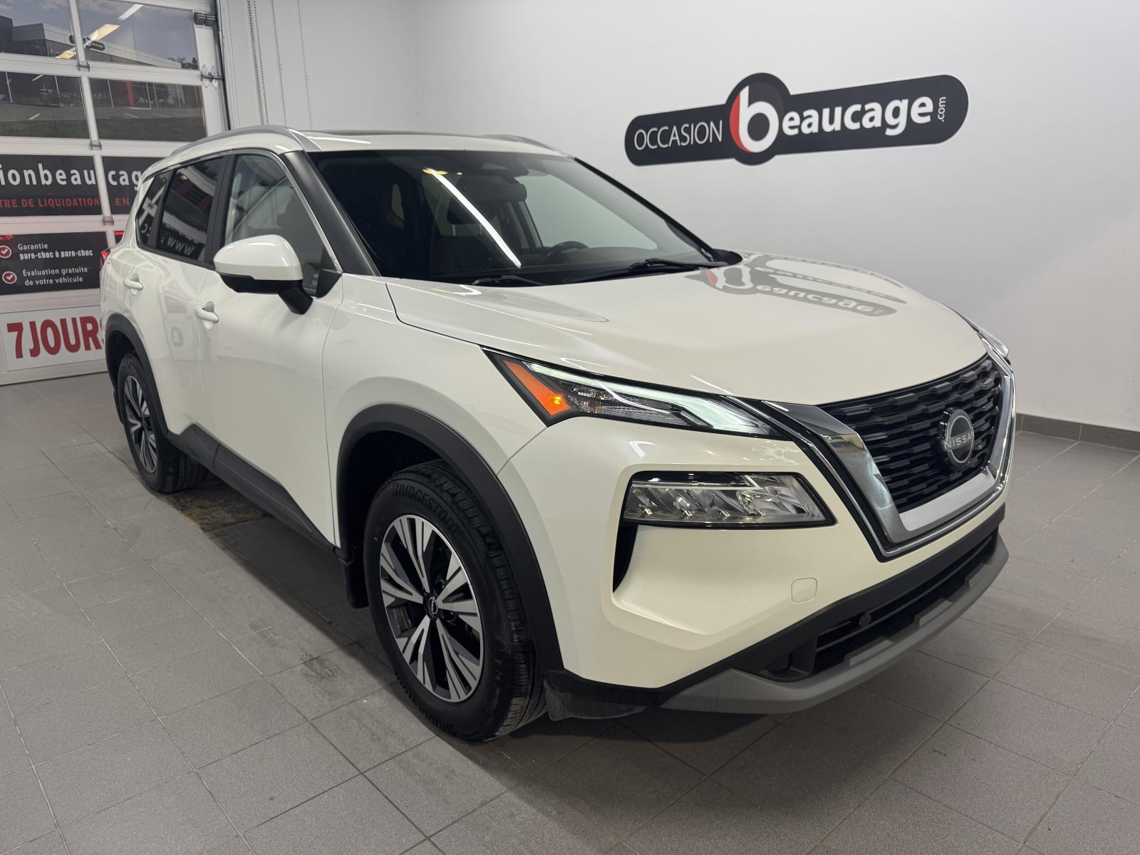 Nissan Rogue SV Moonroof 2023 — photo 4
