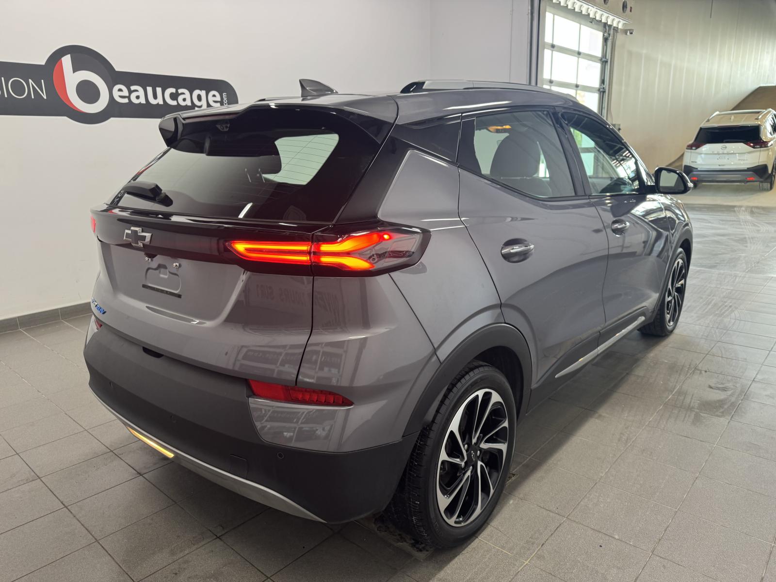 Chevrolet Bolt EUV Premier 2022 — photo 4