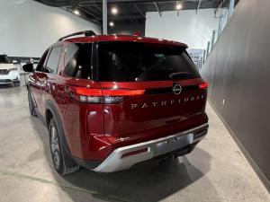 Miniature 5 Nissan Pathfinder SV 2023