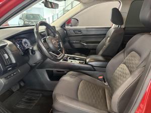 Miniature 12 Nissan Pathfinder SV 2023