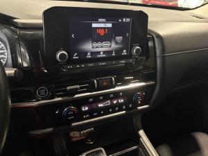Miniature 9 Nissan Pathfinder SV 2023