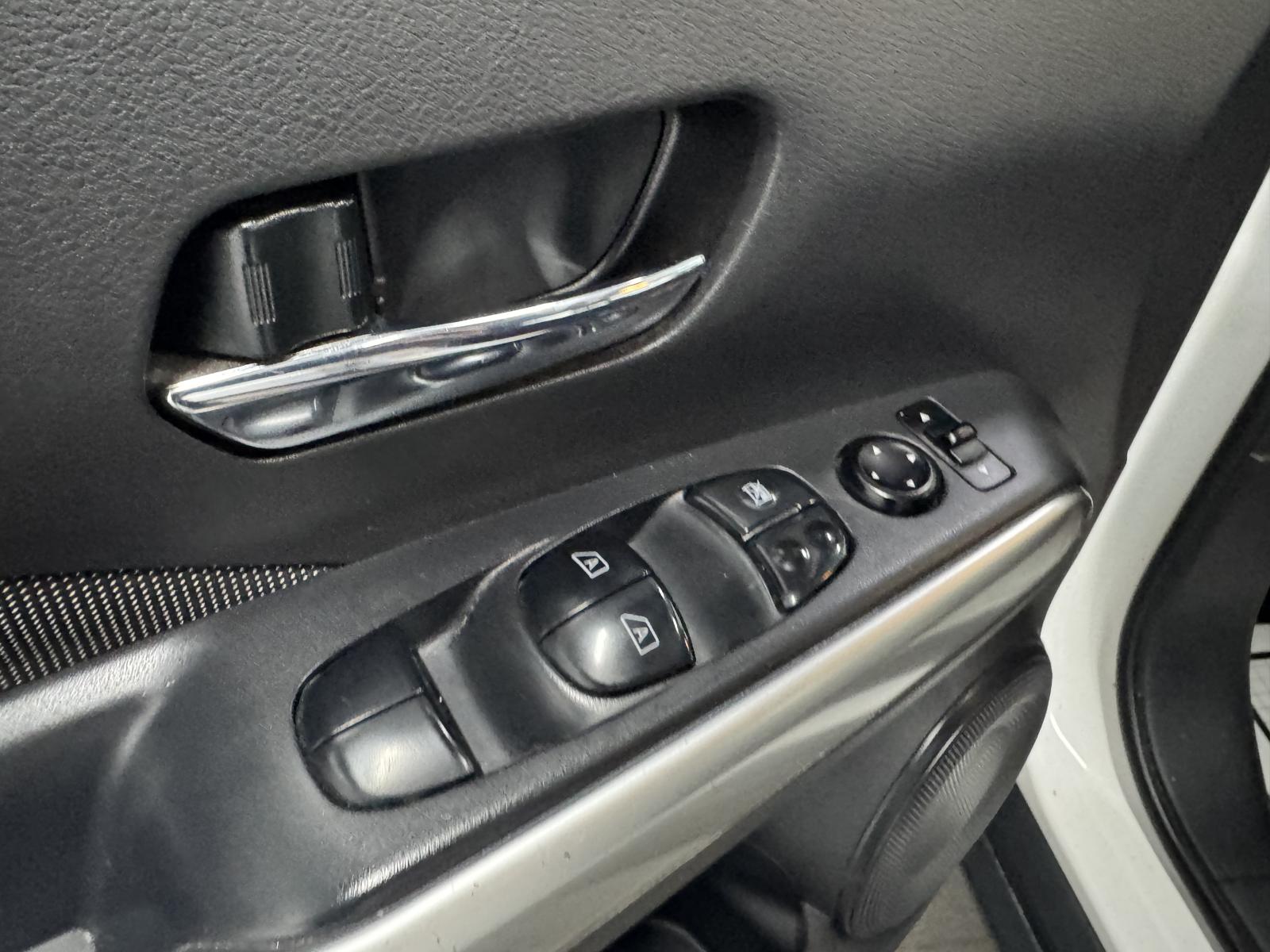 Nissan Kicks SV 2020 — photo 8