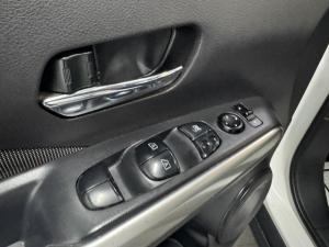 Thumbnail 8 Nissan Kicks SV 2020