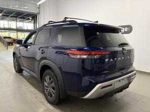Thumbnail 6 Nissan Pathfinder SV 2024