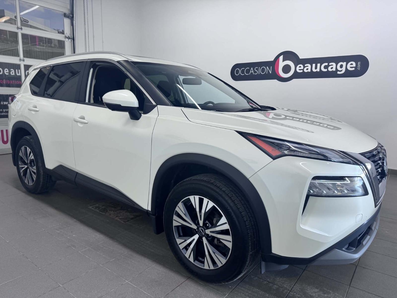 Nissan Rogue SV Moonroof 2023 — photo 2