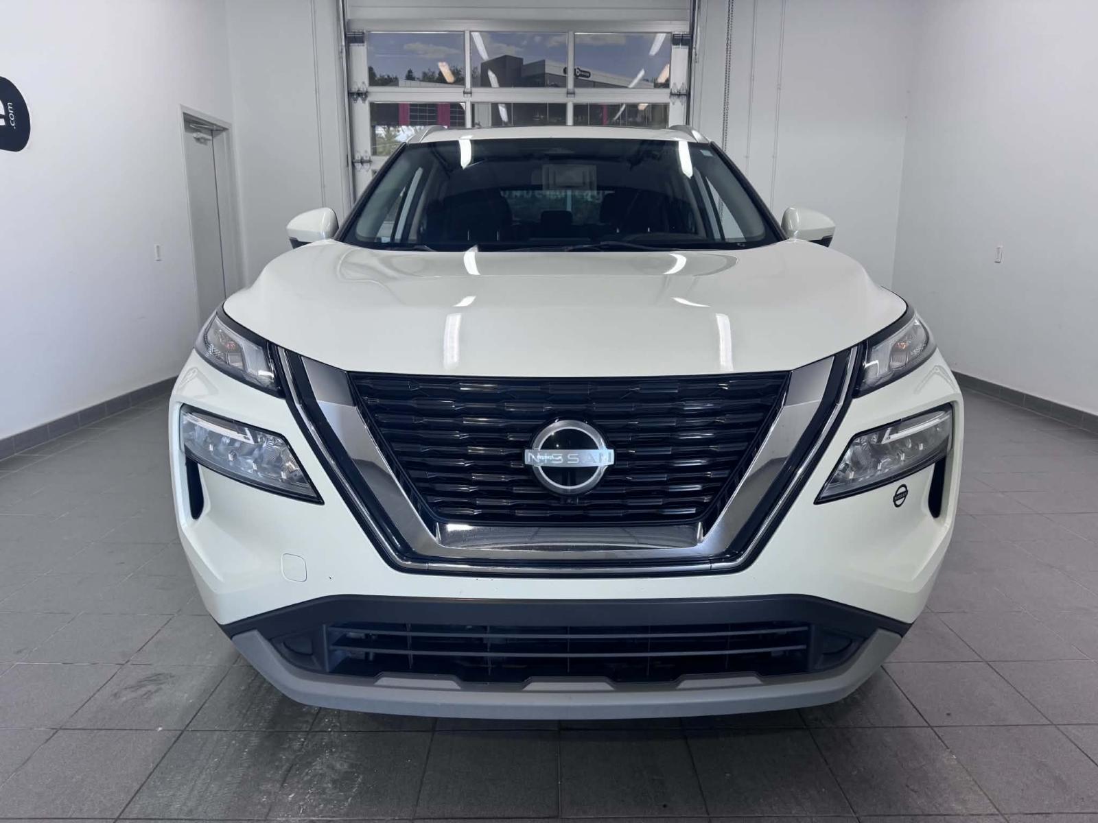 Nissan Rogue SV Moonroof 2023 — photo 5