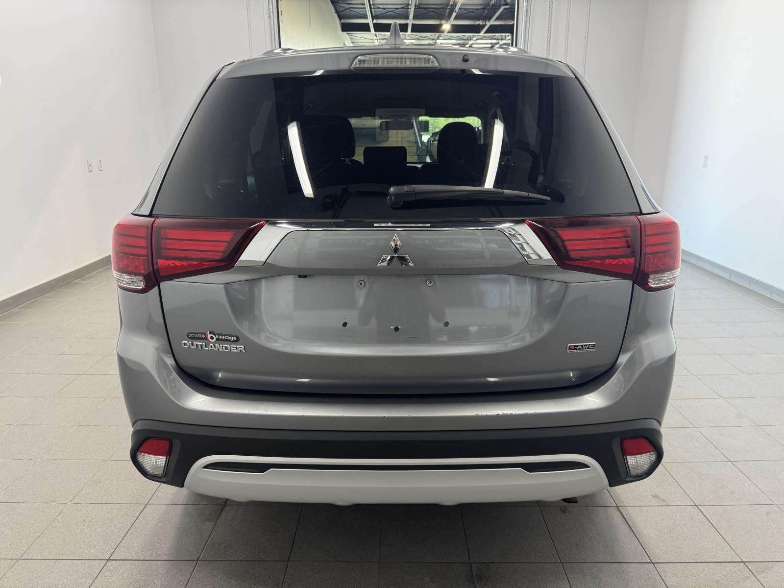 Mitsubishi Outlander ES 2020 — photo 6