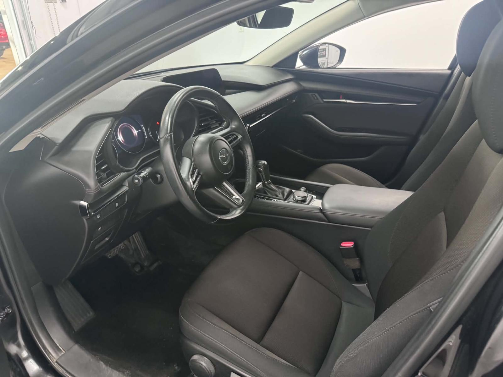 Mazda Mazda3 GS 2019 — photo 7