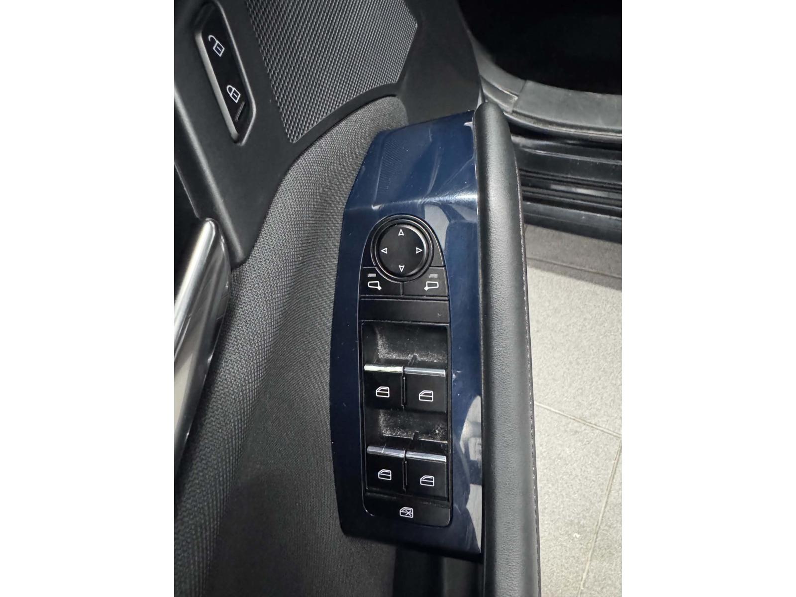 Mazda Mazda3 GS 2019 — photo 8