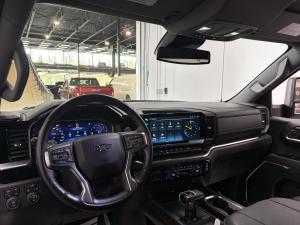 Miniature 14 Chevrolet Silverado 1500 RST 2024