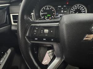 Miniature 12 Mitsubishi Outlander LE 2022