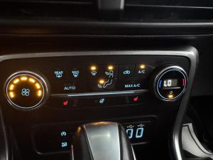 Miniature 17 Ford EcoSport SES 2019