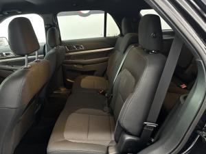 Miniature 12 Ford Explorer XLT 2019