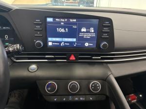 Thumbnail 10 Hyundai Elantra Preferred 2023