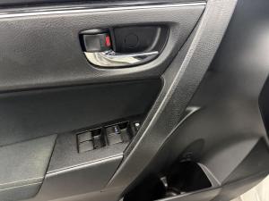 Miniature 7 Toyota Corolla LE 2018