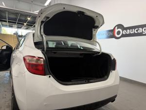 Miniature 15 Toyota Corolla LE 2018