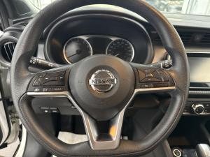 Miniature 16 Nissan Kicks S 2020