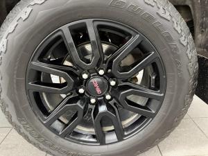 Miniature 7 GMC Sierra 1500 Elevation 2022