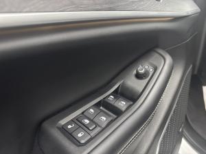 Miniature 9 Jeep Grand Cherokee Limited 2023