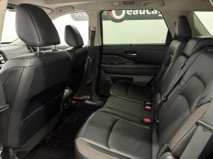 Miniature 15 Nissan Pathfinder SL 2022
