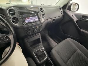 Thumbnail 10 Volkswagen Tiguan Trendline 2015