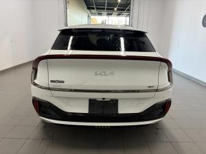 Miniature 5 Kia EV6 GT 2023
