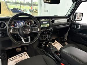 Miniature 14 Jeep Gladiator Overland 2023